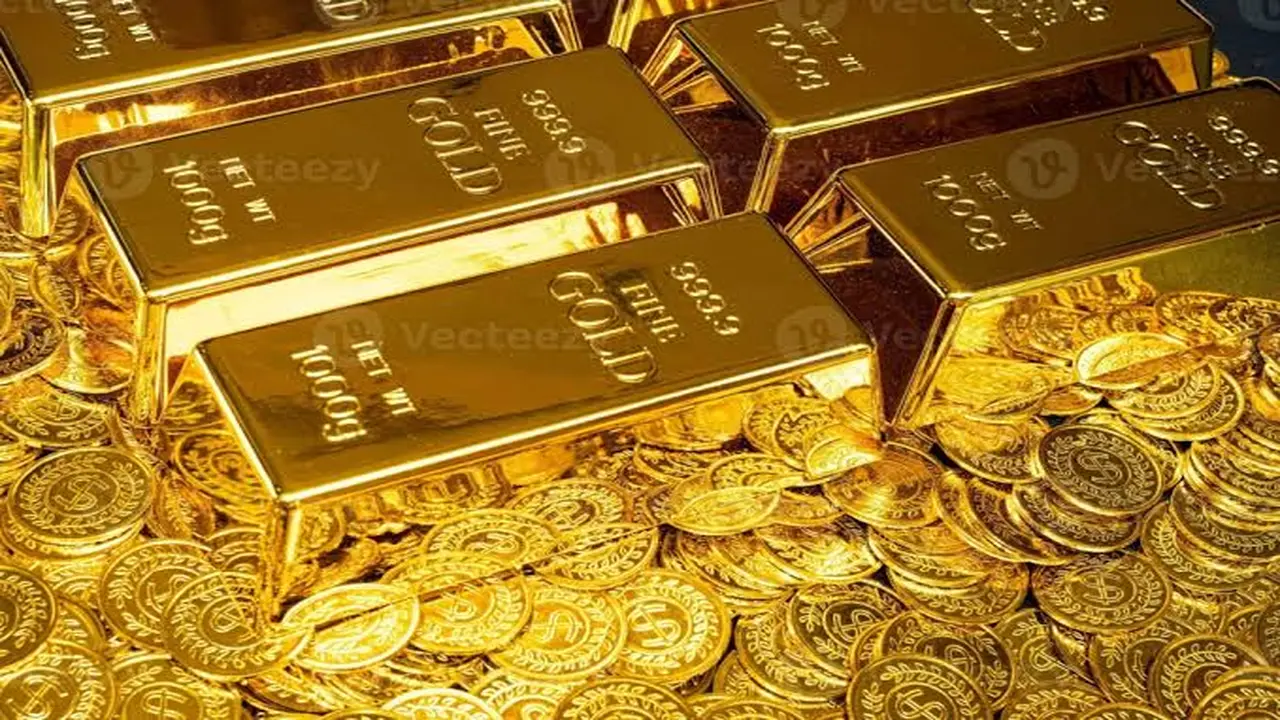تراجع الذهب يتفاقم مع توقعات رفع الفائدة في الأسواق العالمية